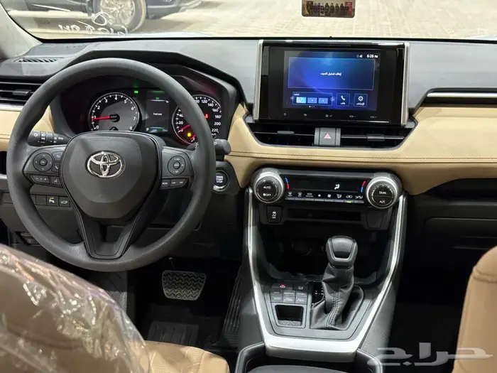 تويوتا راف فور نص فل فتحة سقف اسود بنزين 2025 اقل سعر 25