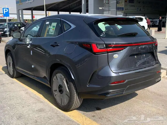 لكسز NX 350 الفئه AA موديل 2026 5
