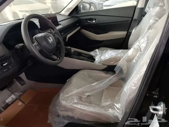 هوندا اكورد اي اكس 1.5 تيربو 2025 اسود 4