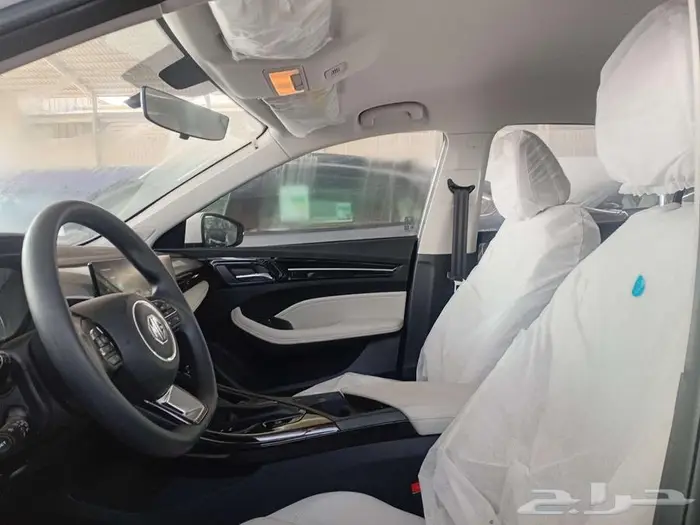 ام جي 5 استاندر الشكل الجديد بنزين اتوماتيك 2025 عروض خاصة 7