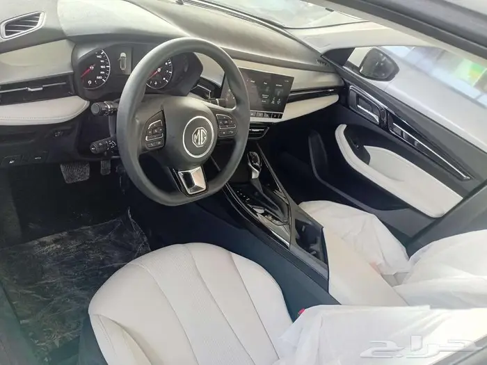 ام جي 5 استاندر الشكل الجديد بنزين اتوماتيك 2025 عروض خاصة 6