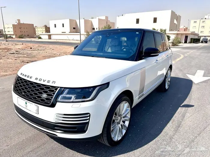 رنج روفر 2021 الناغي مخزن شبه الاصفار 6 سلندر 7