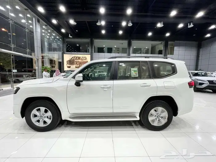 تويوتا لاندكروزر GXR L2 بنزين سعودي 2026 (273700) شامل 3