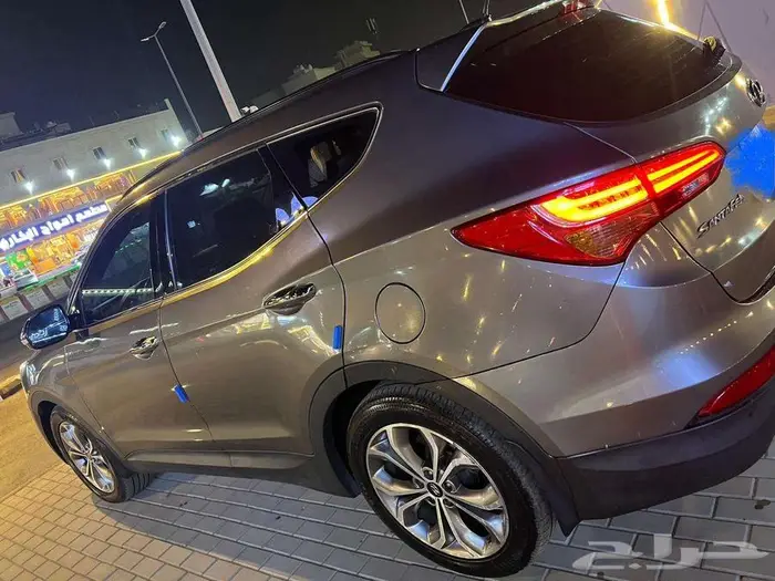 للبيع عاجل هولندي سنتافي فل كامل موديل 2015 0