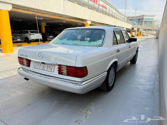 للبيع مرسيدس بنز 560SEL موديل 90 8