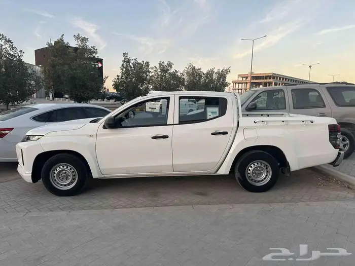 متسوبيشي L200 2021 3