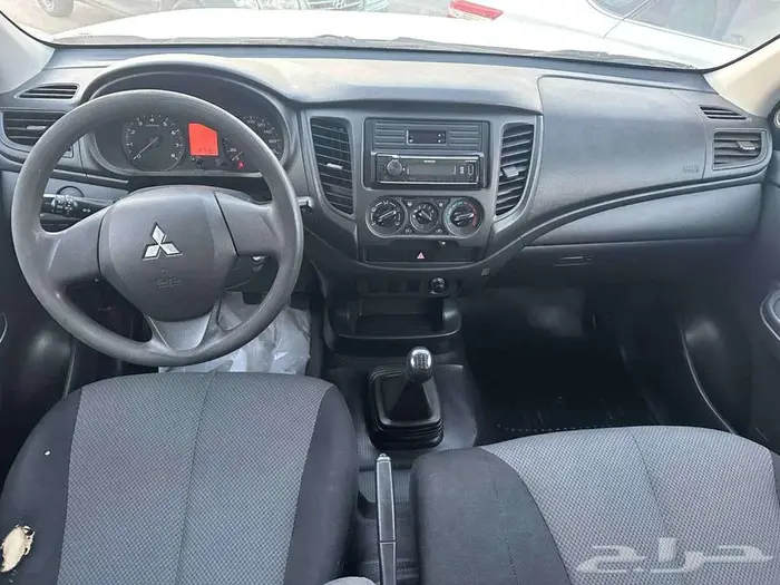 متسوبيشي L200 2021 12