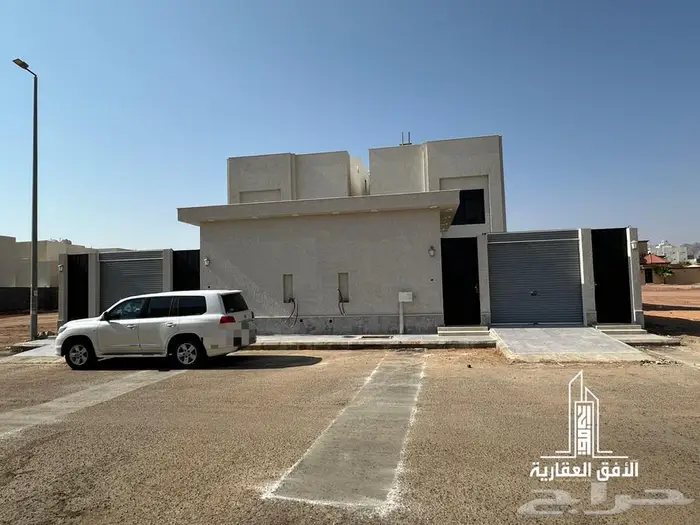 للبيع فلل بحي الشفا بموقع متميز شرق الشريان 0