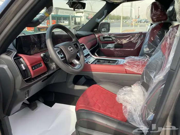 نيسان -بترول بلاتينيوم موديل 2026.ابيض - رمادي 5