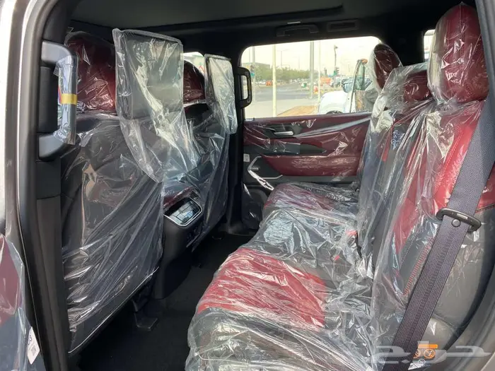 نيسان -بترول بلاتينيوم موديل 2026.ابيض - رمادي 10