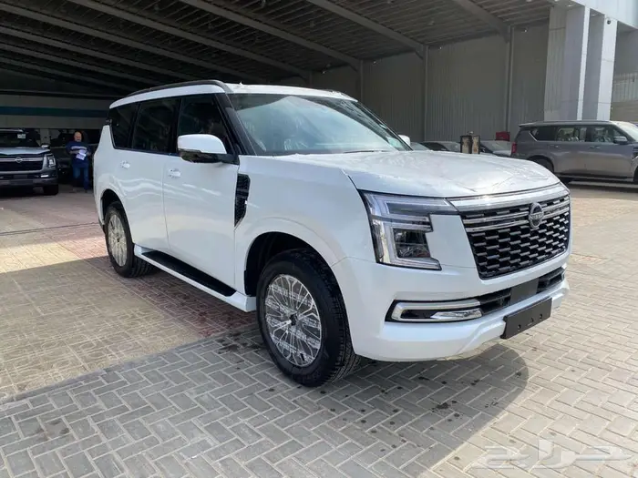 نيسان -بترول بلاتينيوم موديل 2026.ابيض - رمادي 16