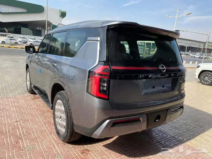 نيسان -بترول بلاتينيوم موديل 2026.ابيض - رمادي داخلي جملي 26