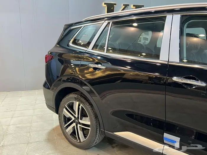 فورد تريتوري تيتانيوم الشكل الجديد موديل 2026 4