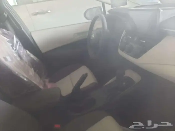 تويوتا كورلا XLI 2025 فتحة سقف 1