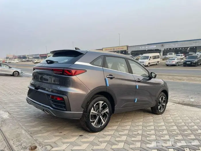 جاك JS6 لاكجري 2025 3