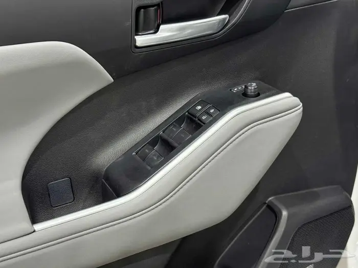 تويوتا هايلاندر نص فل دبل أبيض هايبرد 2025 اقل سعر 28