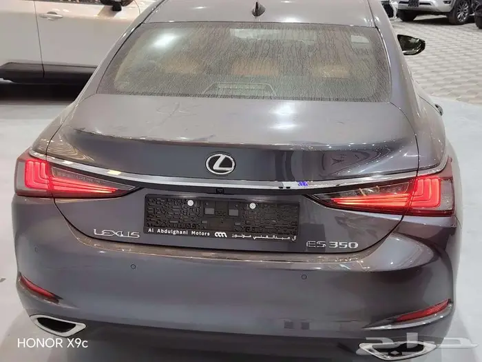 لكزس ES 350 خليجى ستاندر 2025 4