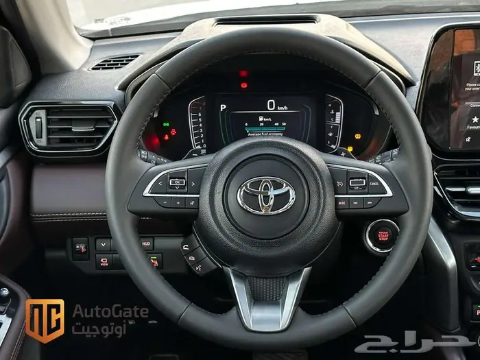 تويوتا اوربان كروزر فل كامل 2026 ابيض 14