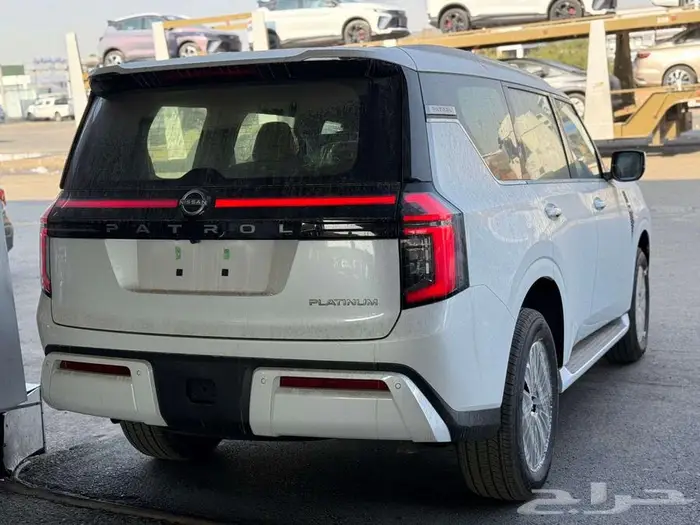 نيسان باترول بلاتينيوم 3.8 2026 كاش او ايجار منتهي بالتمليك 8