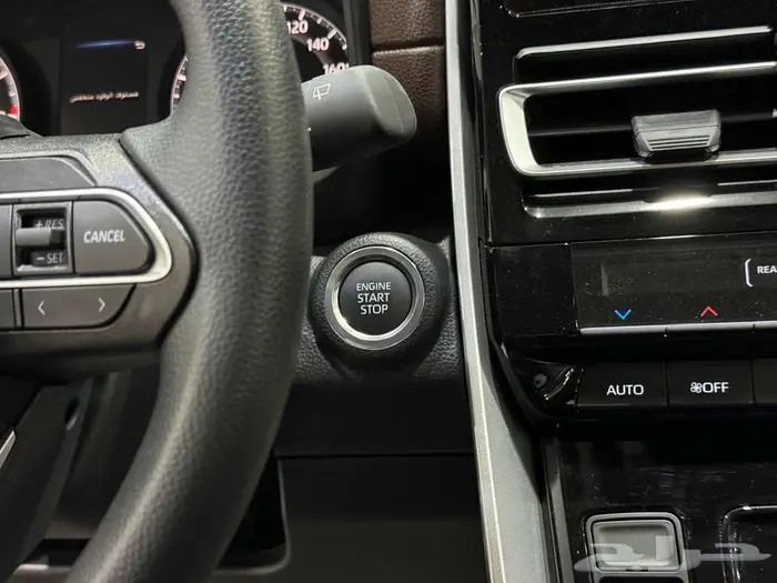 تويوتا اينوفا ستاندر رمادي بنزين 2026 اقل سعر كاش واقساط 4