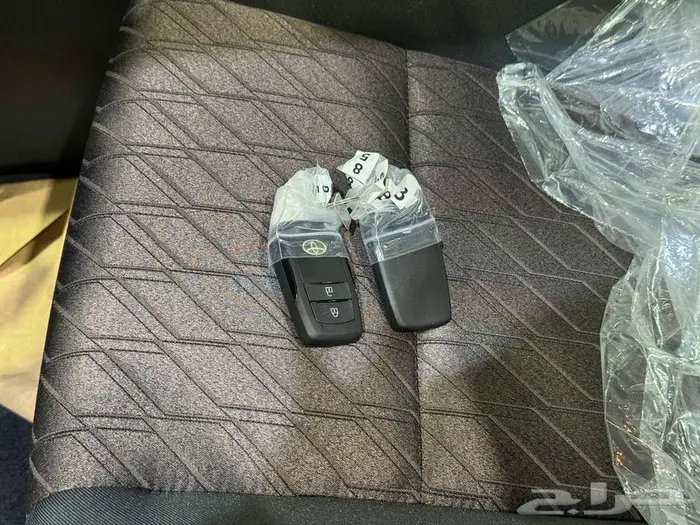 تويوتا اينوفا ستاندر رمادي بنزين 2026 اقل سعر كاش واقساط 40