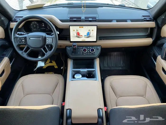 لاندروفر ديفندر 110 2025 فل كامل 6 سلندر 8