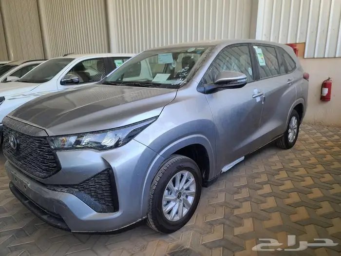 تويوتا انوفا بنزين 2026-استاندرد-كاش واقساط 0