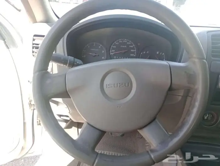 ايسوزو توماتيك موديل 2006 7