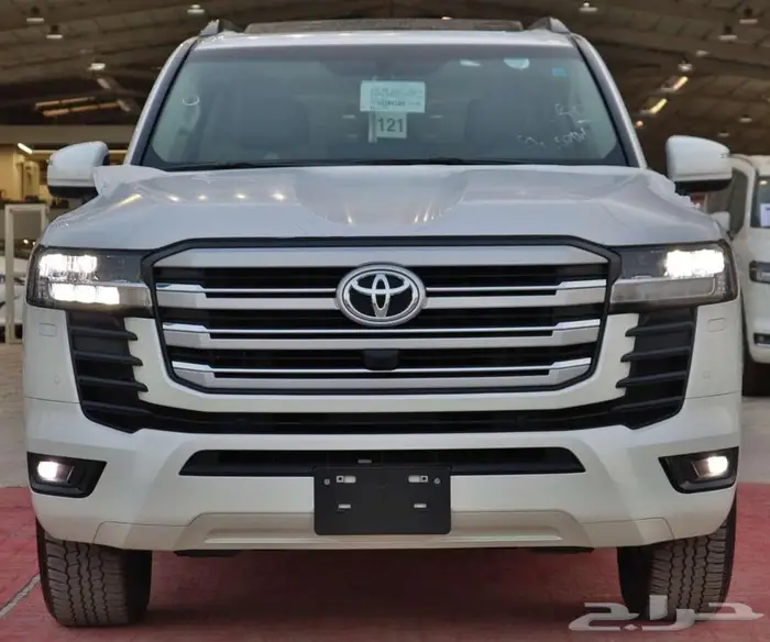 تويوتا لاندكروزر GXR2 بنزين 2025 مبيعات البنوك 6