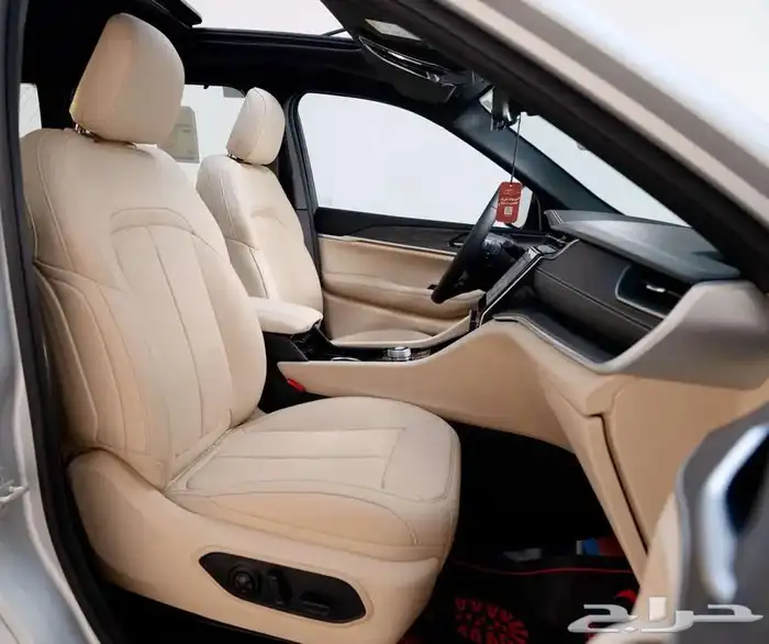 جيب جراند شيروكي 2023 خصم قوووي 8