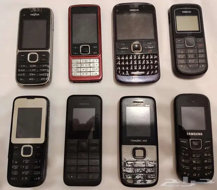 مجموعة جوالات قديمة 11جهاز فيها قطع شبه نادرة لهواة الاقتناء 14