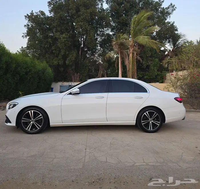 مرسيدس E عداد قليل 2021 5