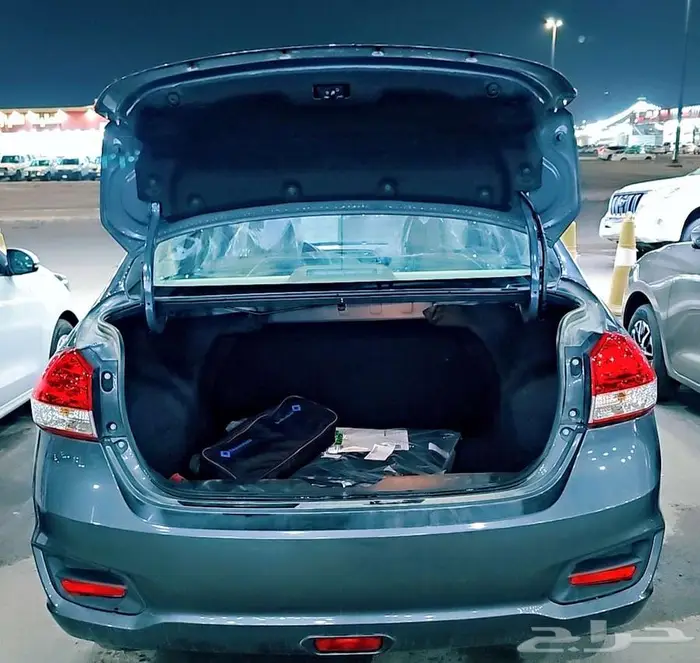 سوزوكي سياز GL موديل 2025 اسعار ممتازه جدا جدا 11