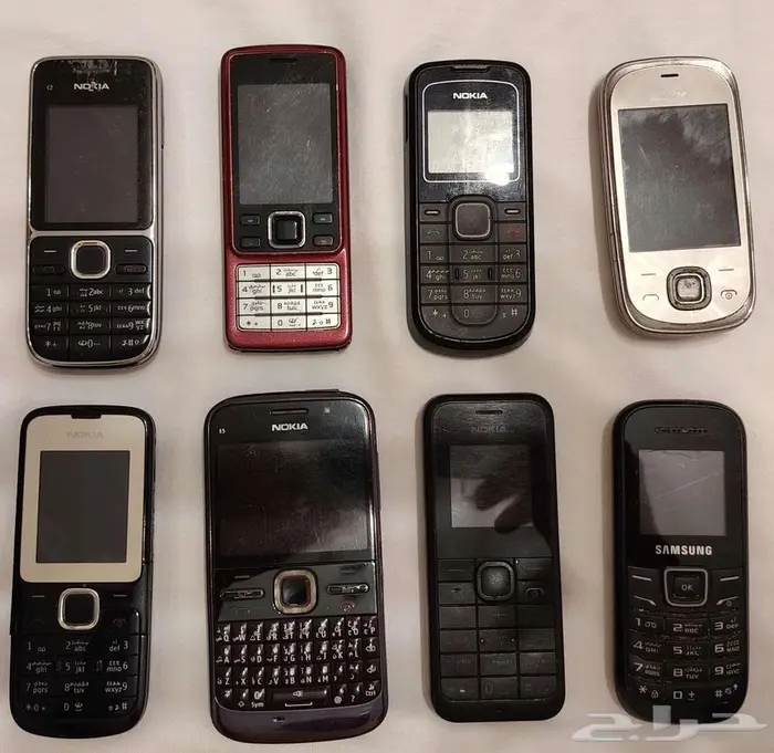 مجموعة جوالات قديمة 11جهاز فيها قطع شبه نادرة لهواة الاقتناء 1