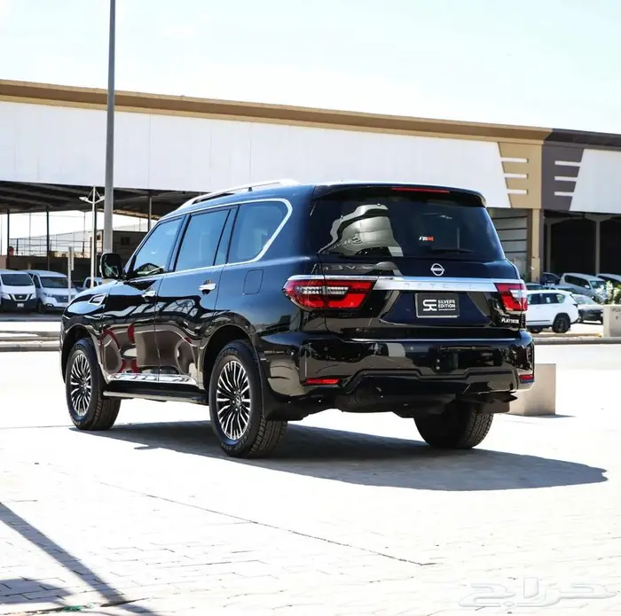 نيسان باترول بلاتنيوم 2023 عداد 96 الف 3