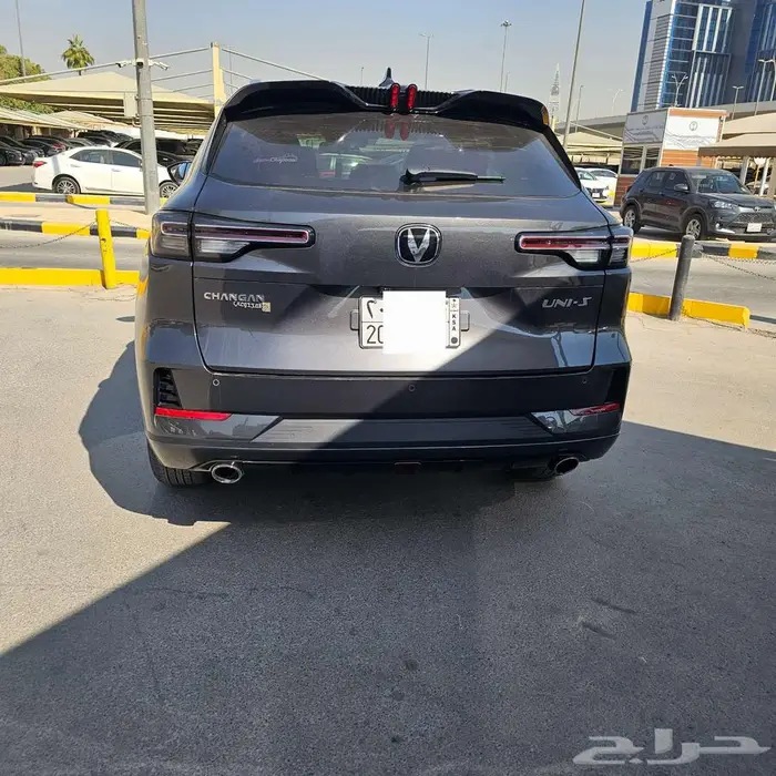 شانجان يوني اس 2025 3