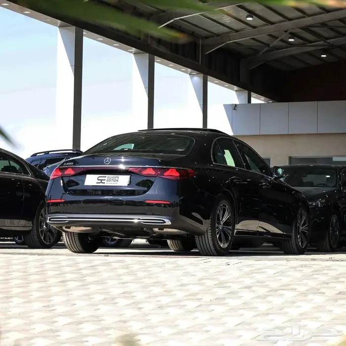 مرسيدس E200 موديل 2025 4