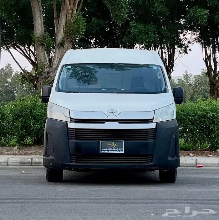 باص 2019 بضاعة سقف عالي ب 72 الف بالضريبة 0