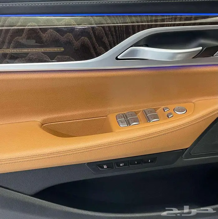 بي ام دبليو 2021 730LI 24