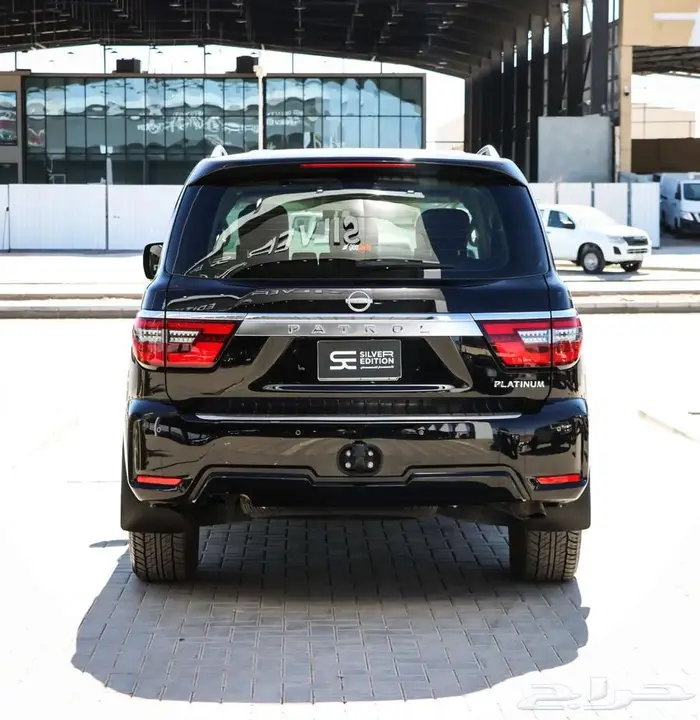 نيسان باترول بلاتنيوم 2023 عداد 96 الف 5