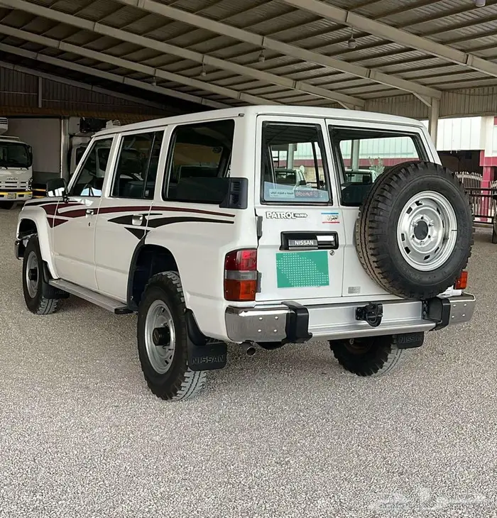 نيسان باترول قير عادي 1997 11