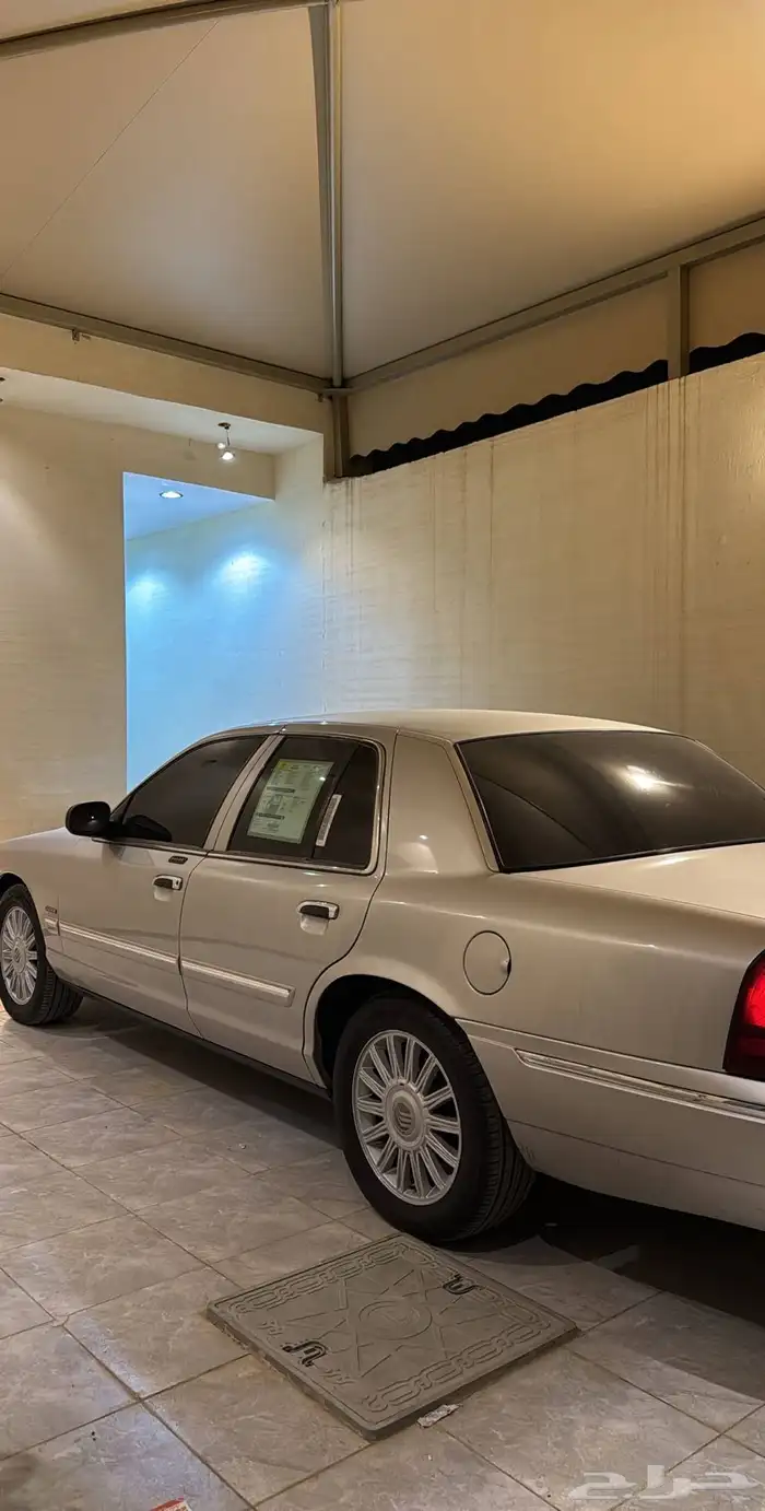 فورد ماركيزا 2010 سعودي 1