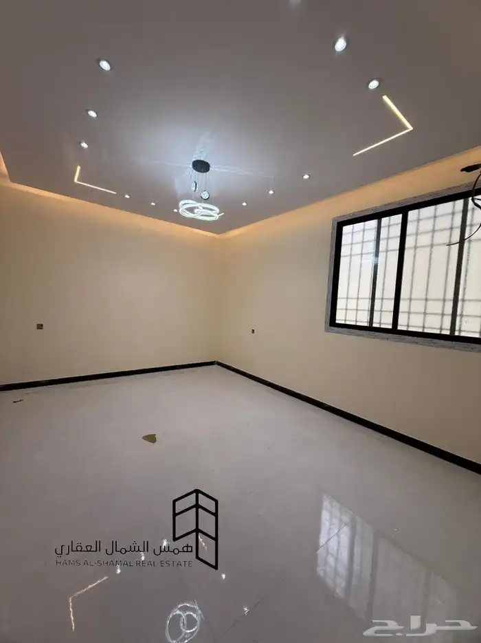 للبيع فيلا حي القادسيه 5