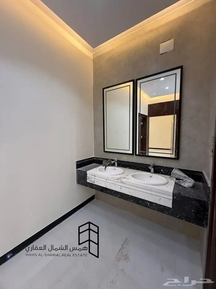 للبيع فيلا حي القادسيه 8