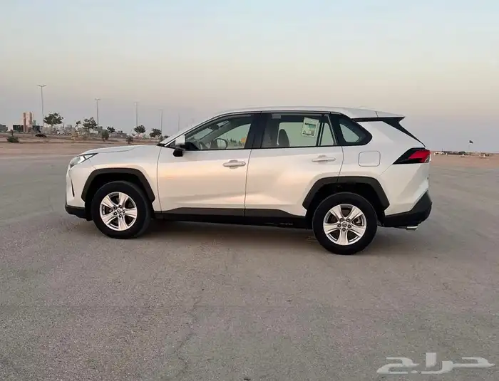 تويوتا راف فور اخو الجديد قمة النظافه 8