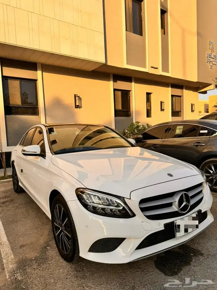 مرسيدس C200 ممشى قليل   اخت الجديدة وبحالة الوكالة 10