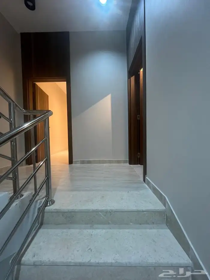 شقق مستقله للبيع بحي الصفا تشطيب راقي ومنظم 18