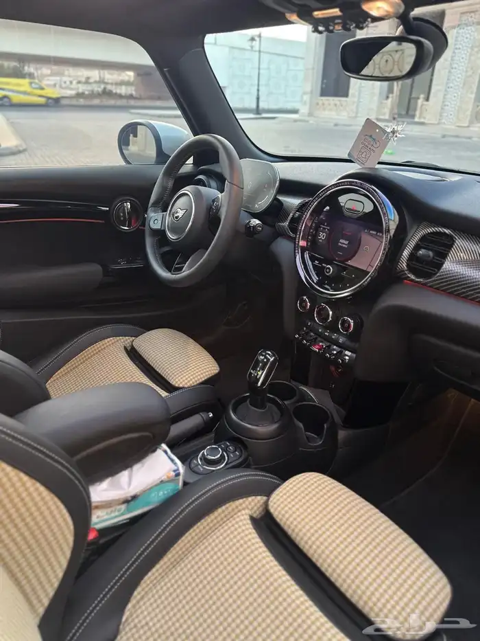 ميني كوبر 2024 11