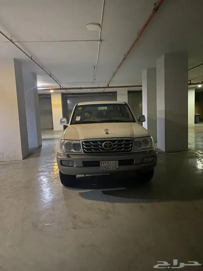 لاندكروزر GXR خليجي 2007 مخزن 7