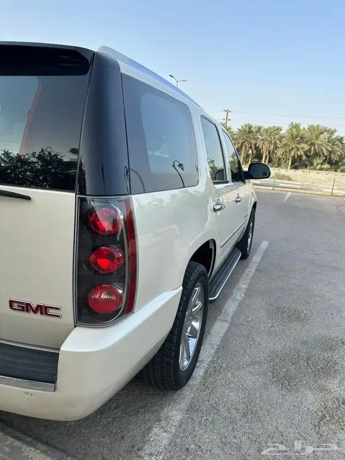 يوكن دينالي 2010 لؤلؤي 4